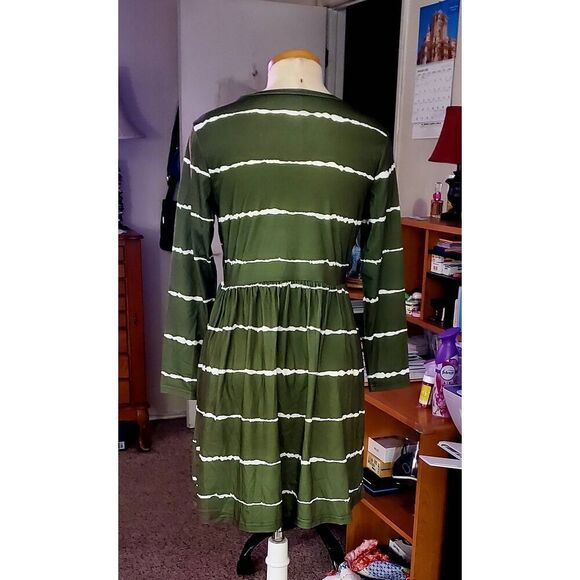 NWOT PITPAT GIRLS DRESS - Picture 2 of 4